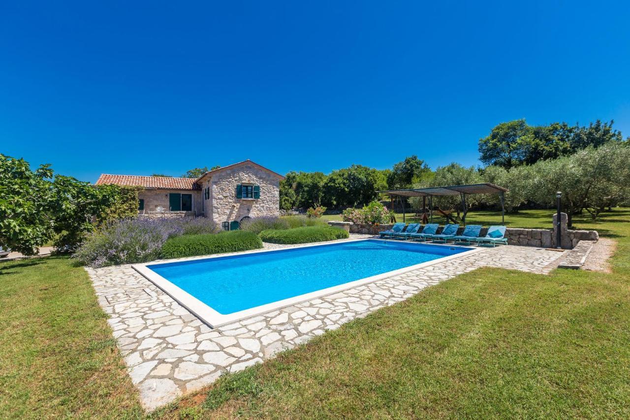 Holiday House Dajana Strilcici Exteriér fotografie