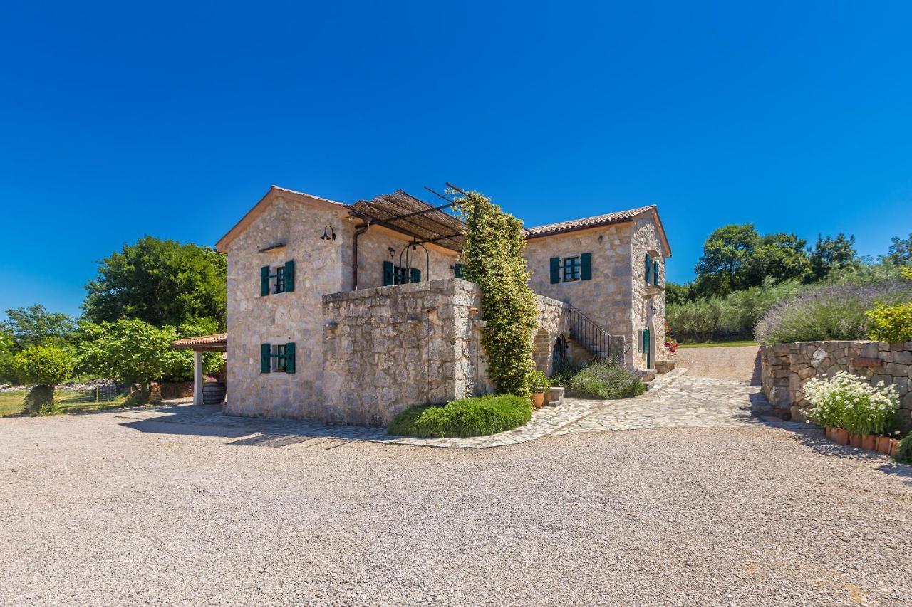 Holiday House Dajana Strilcici Exteriér fotografie